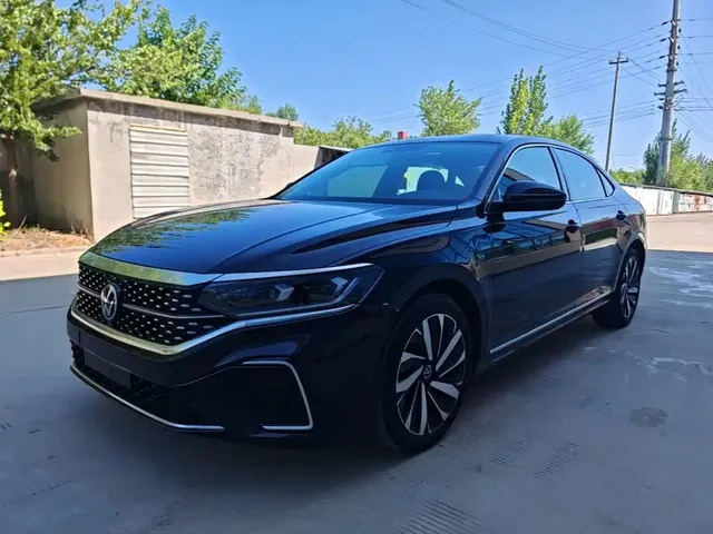 Volkswagen Passat 2022 330TSI Starlight Elite Edition