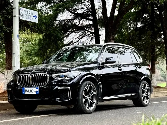 BMW X5 2022 Facelift xDrive 40Li Premium M Sport Package