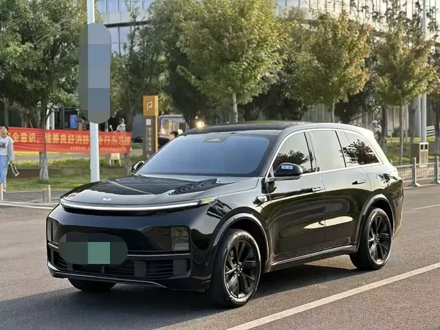 Li Auto Li L8 2023 Pro
