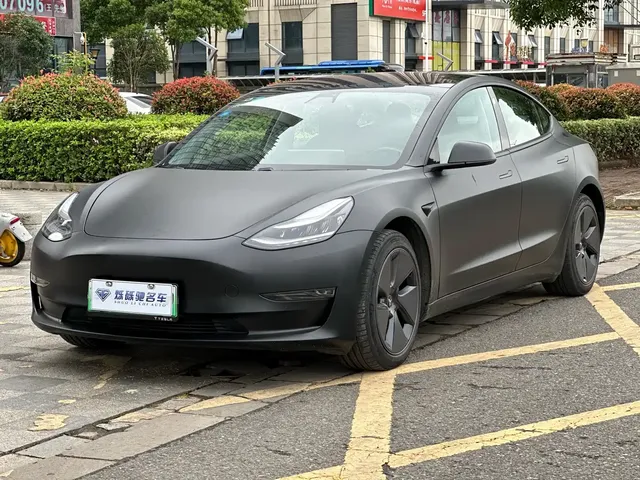 Tesla Model 3 (Import) 2019 Long Range All-Wheel Drive Edition