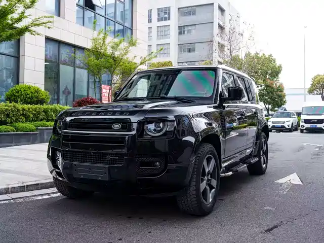 Land Rover Defender 2022 110 P400 X-DYNAMIC HSE
