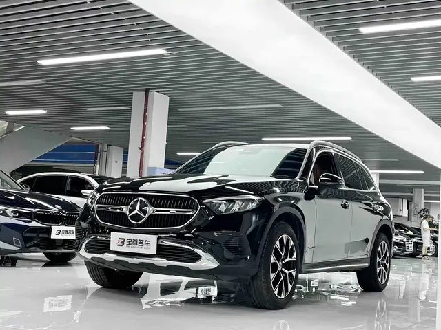 Mercedes-Benz GLC 2023 GLC 260 L 4MATIC Luxury 7-Seater