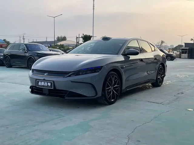BYD Han 2025 DM-i 125KM Honor