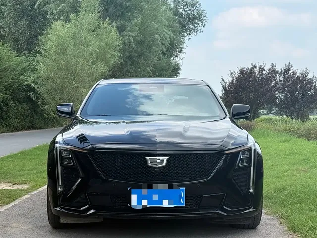 Cadillac CT5 2025 Model 28T Track Performance Edition