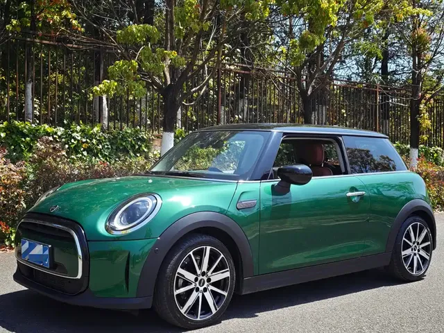 MINI MINI 2022 Facelift 1.5T COOPER Artist