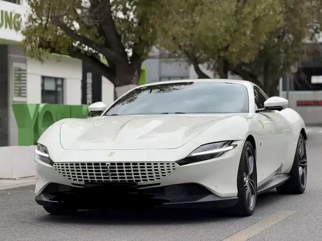 Ferrari Roma 2020 3.9T V8