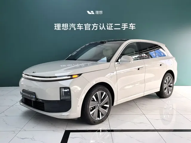 Li Auto L6 2025 Max Smart Renewal Edition