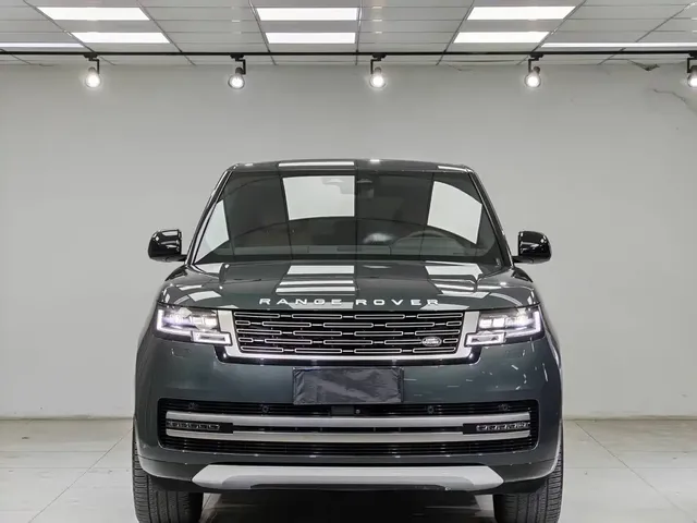 Land Rover Range Rover 2023 3.0 L6 400PS Golden Age 7-Seater Long Wheelbase