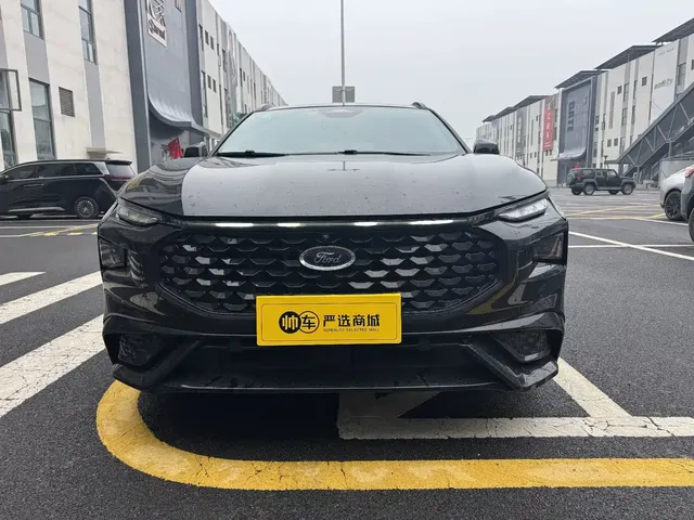 Ford EVOS 2022 EcoBoost 245 ST-Line