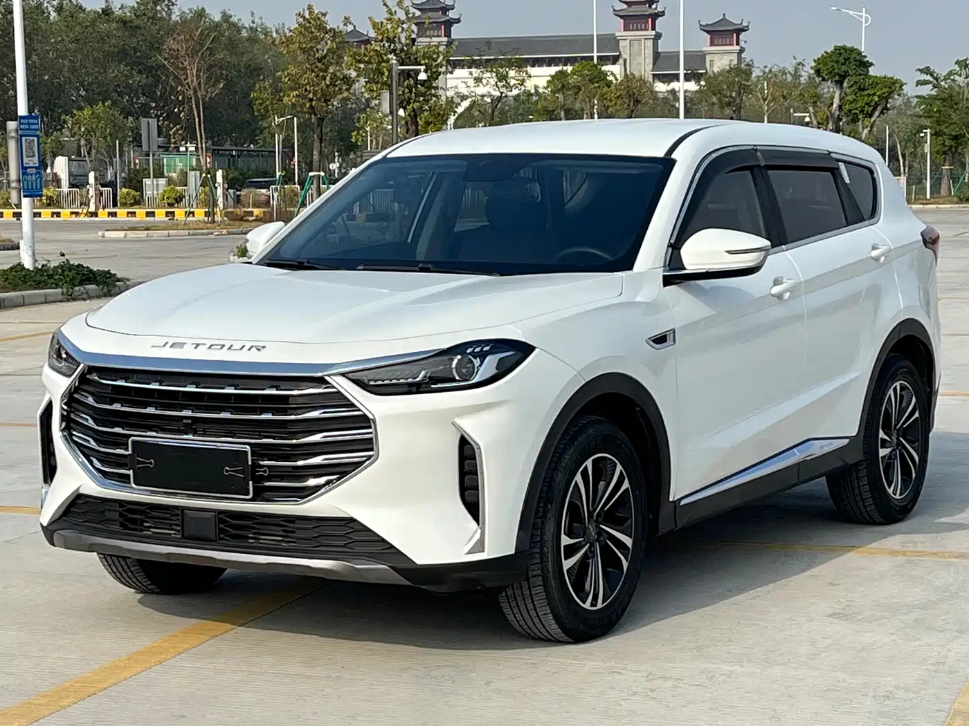 Jetour X70 PLUS 2021 1.6T DCT Chen 5-Seater