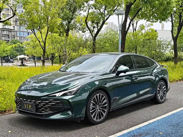 MG 7 2023 2.0T Automatic Hunting Beauty Luxury Edition
