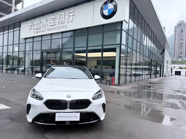BMW 2 Series 2025 225L M Sport Package