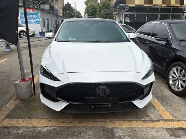 MG 5 2022 180DVVT CVT Youth Luxury Edition