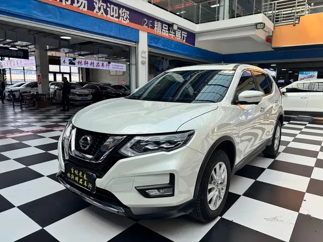 Nissan X-Trail 2023 Classic 2.0L 2WD Smart Premium Edition