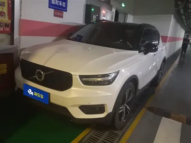 Volvo XC40 2021 T4 AWD Smart Sport Edition