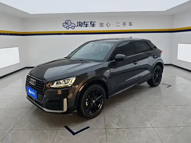 Audi Q2L 2021 35 TFSI Progressive Dynamic