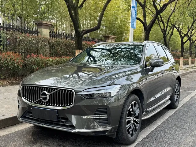 Volvo XC60 2022 B5 AWD Inscription
