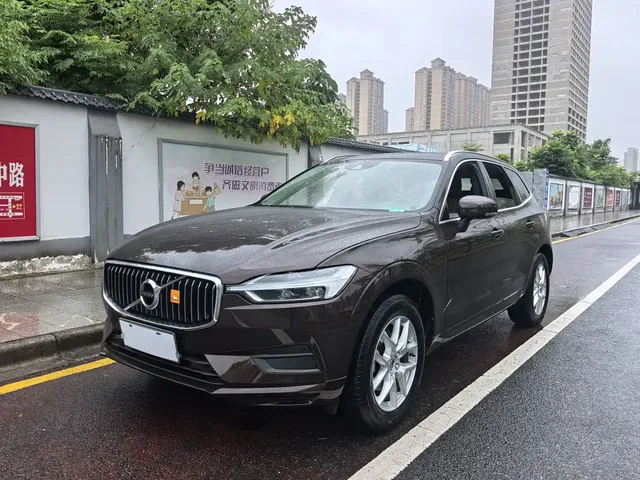 Volvo XC60 2019 T5 AWD Zhi Yi Edition China V