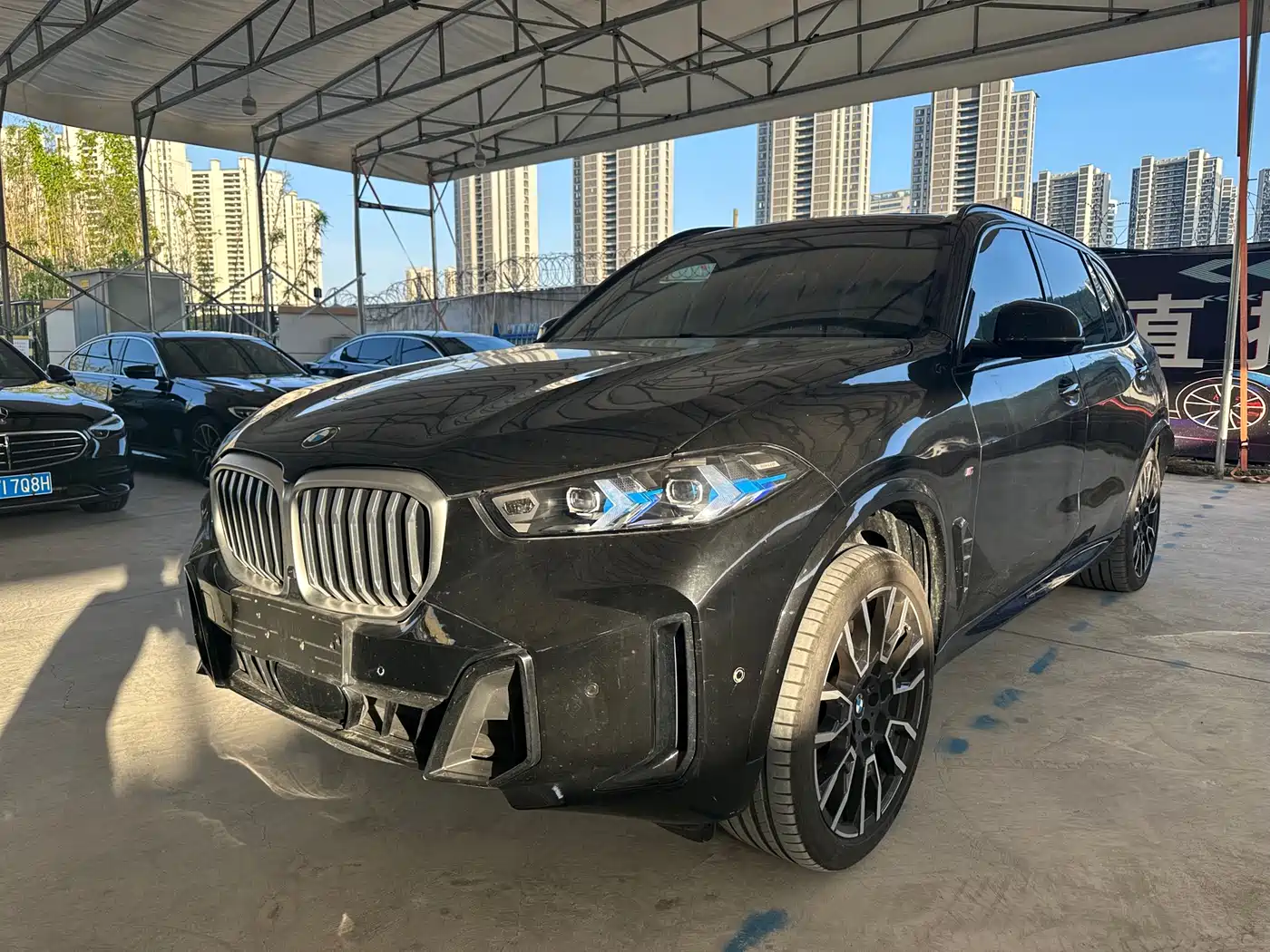 BMW X5 2024 xDrive 40Li Exclusive Black Flame Limited Edition
