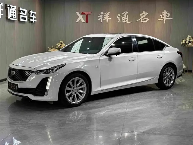 Cadillac CT5 2021 28T Fashion