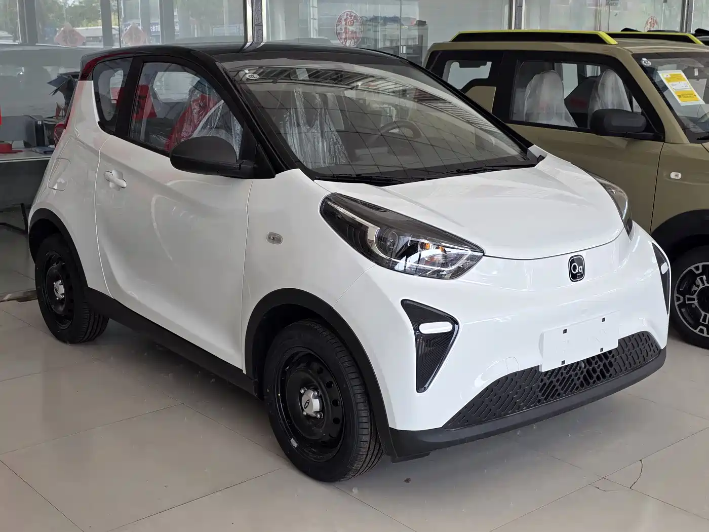 QQ New Energy Little Ant 2025 251km Favorite Edition 25.05kWh