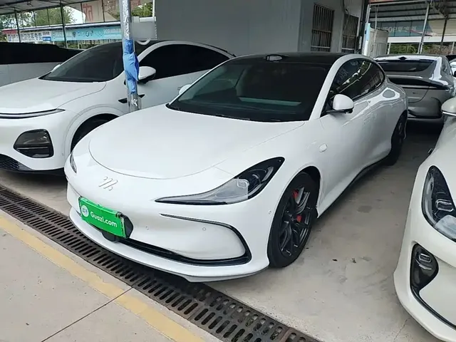 IM Motors IM L6 2024 Max Standard Edition