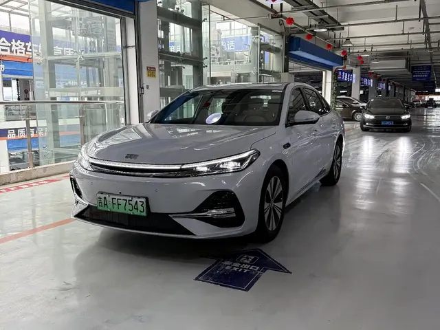Geely Galaxy A7 2025 EM-i 150km Explorer+ Edition
