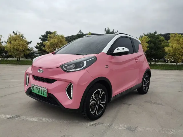 QQ New Energy Little Ant 2021 200K Fans Edition Energy Version (NCM Battery 301km)