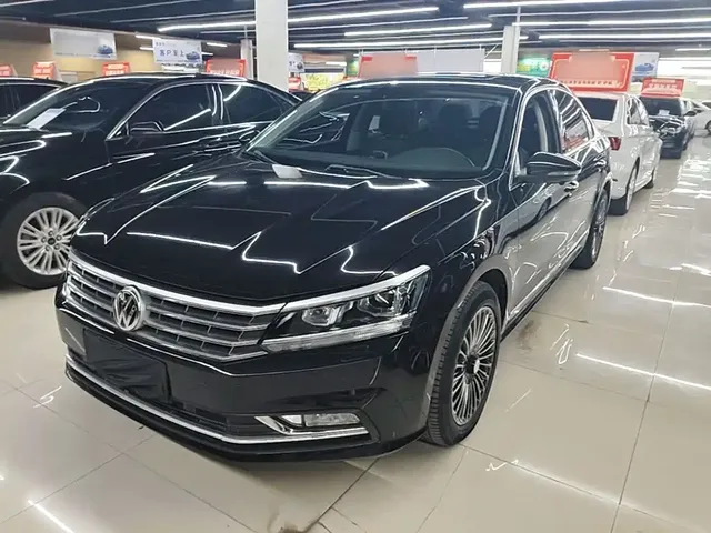 Volkswagen Passat 2017 330TSI DSG Luxury