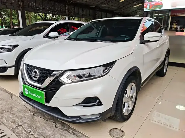 Nissan Qashqai 2021 2.0L CVT Smart Version