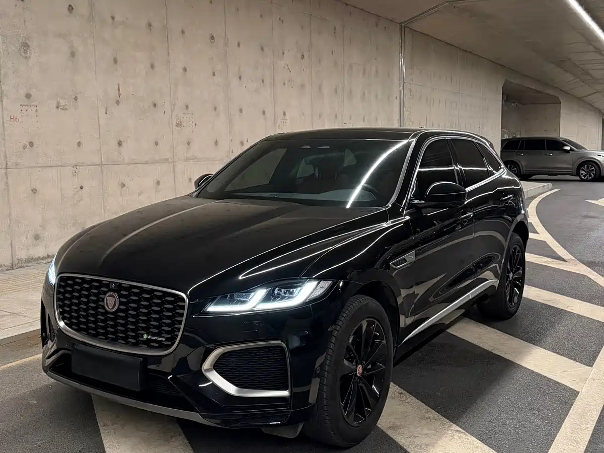 Jaguar F-PACE 2021 250PS R-Dynamic SE