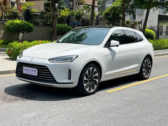 AITO Wenjie AITO M5 2022 Extended Range AWD Performance Edition