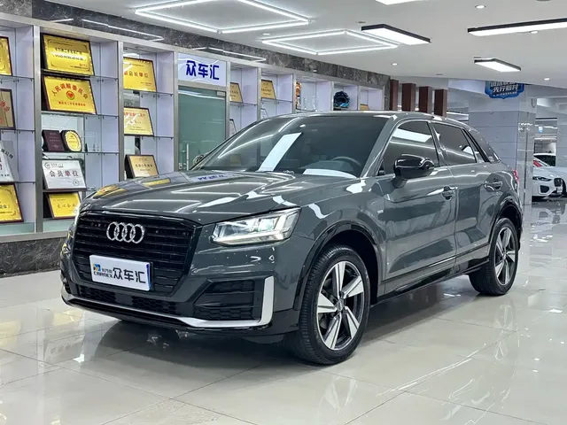Audi Q2L 2020 35 TFSI Fashion Dynamic Model
