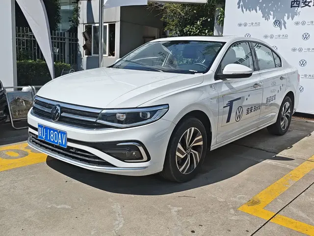 Volkswagen Bora 2024 280TSI DSG Comfort Ride Edition