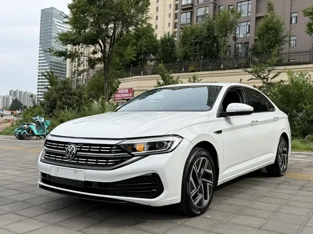 Volkswagen Sagitar 2023 300TSI DSG Surpassing Edition