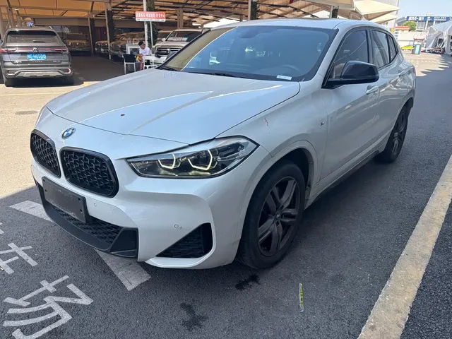 BMW X2 2023 sDrive25i M Sport Shadow Edition