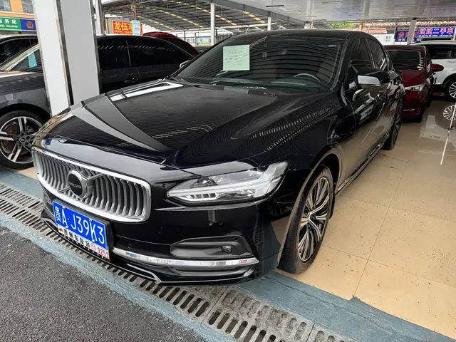 Volvo S90 2021 Model B5 Inscription Luxury Edition