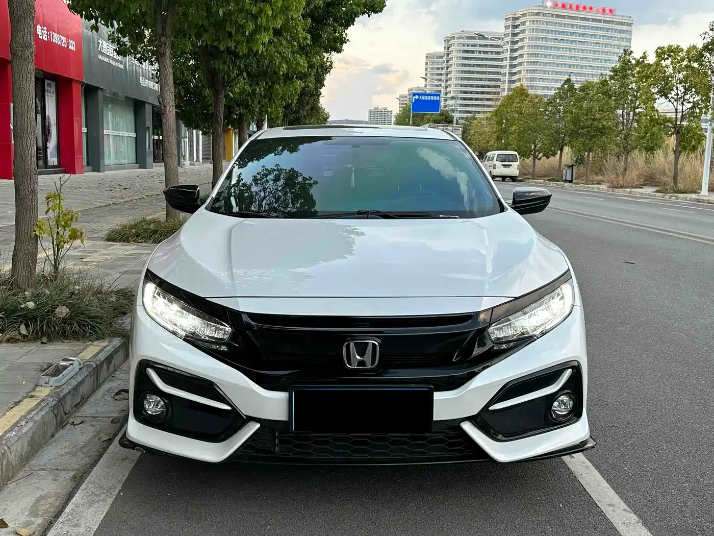Honda Civic 2021 HATCHBACK 220TURBO CVT Trendy Cool