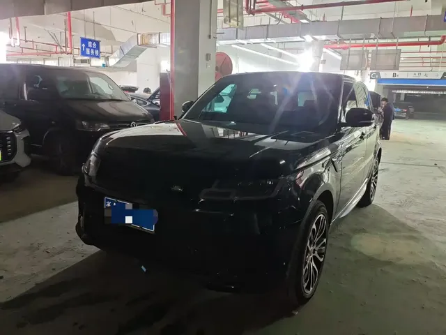 Land Rover Range Rover Sport 2021 3.0 L6 Gloss Black Edition