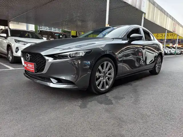 Mazda 3 Axela 2022 2.0L Automatic Elegance Edition