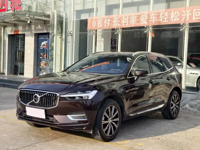 Volvo XC60 2021 T5 AWD R-Design