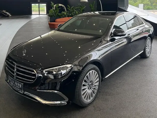 Mercedes-Benz E-Class 2022 E 300 L Fashion