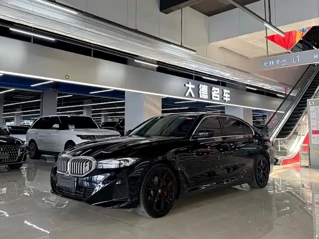 BMW i3 2022 eDrive 35 L