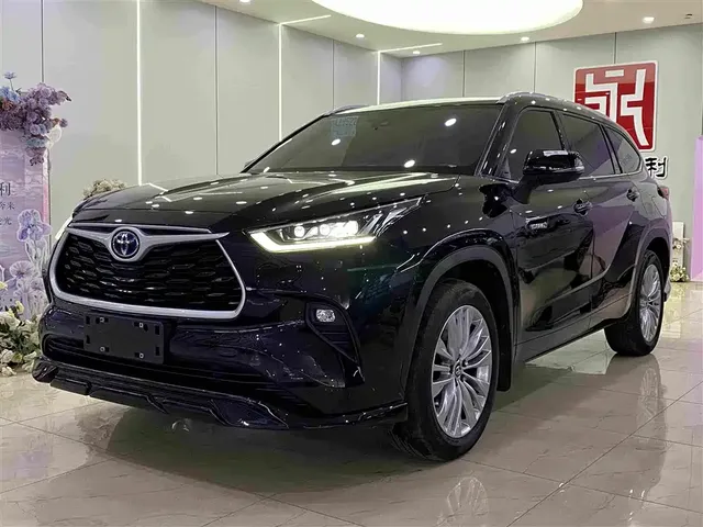 Toyota Highlander 2022 Model Dual Engine 2.5L 4WD Premium Edition 7-Seater