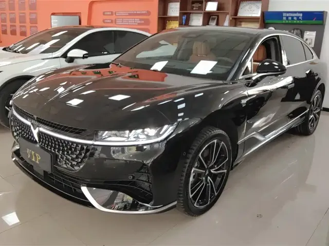 Voyah Auto VOYAH Zhuiguang 2024 PHEV AWD Ultra Long Range Flagship