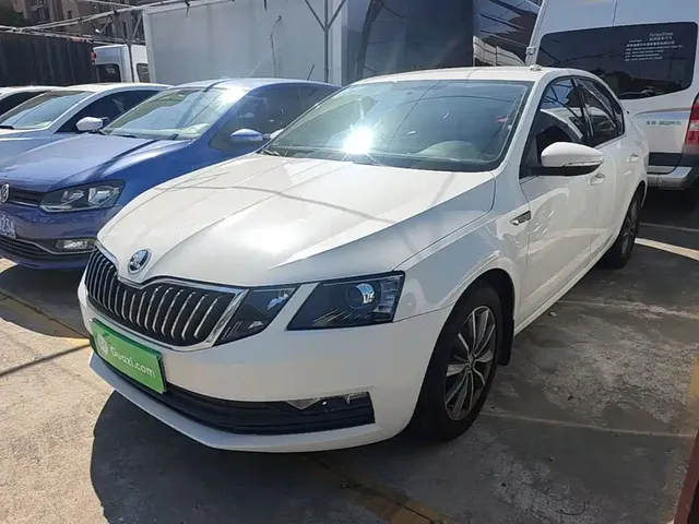 Škoda Octavia 2018 TSI230 DSG Comfort Edition