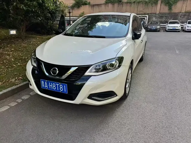 Nissan Tiida 2021 1.6L CVT Smart Drive Edition