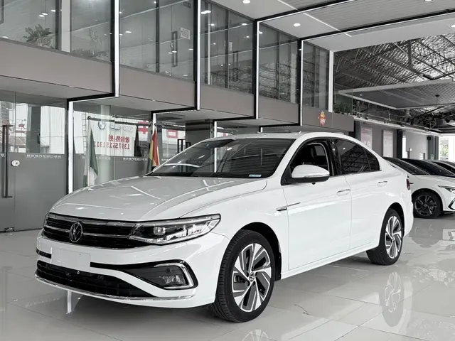 Volkswagen Bora 2023 280TSI DSG Prestige Edition