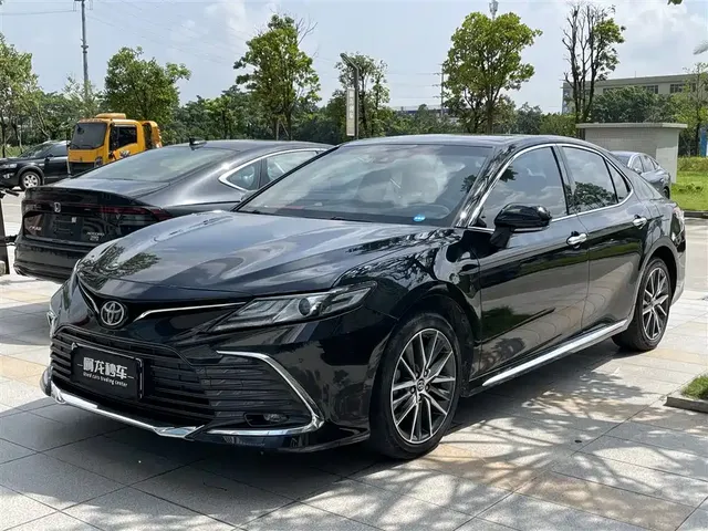 Toyota Camry 2023 2.5G Luxury Edition
