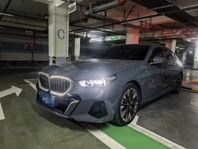 BMW 5 Series 2024 530Li Premium M Sport Package